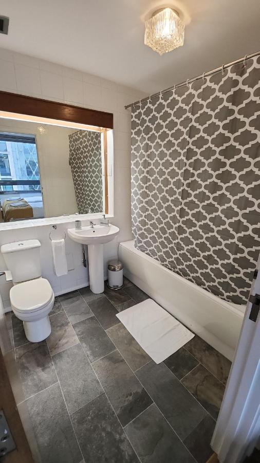 Top Floor Room In Baker St Лондон Екстериор снимка