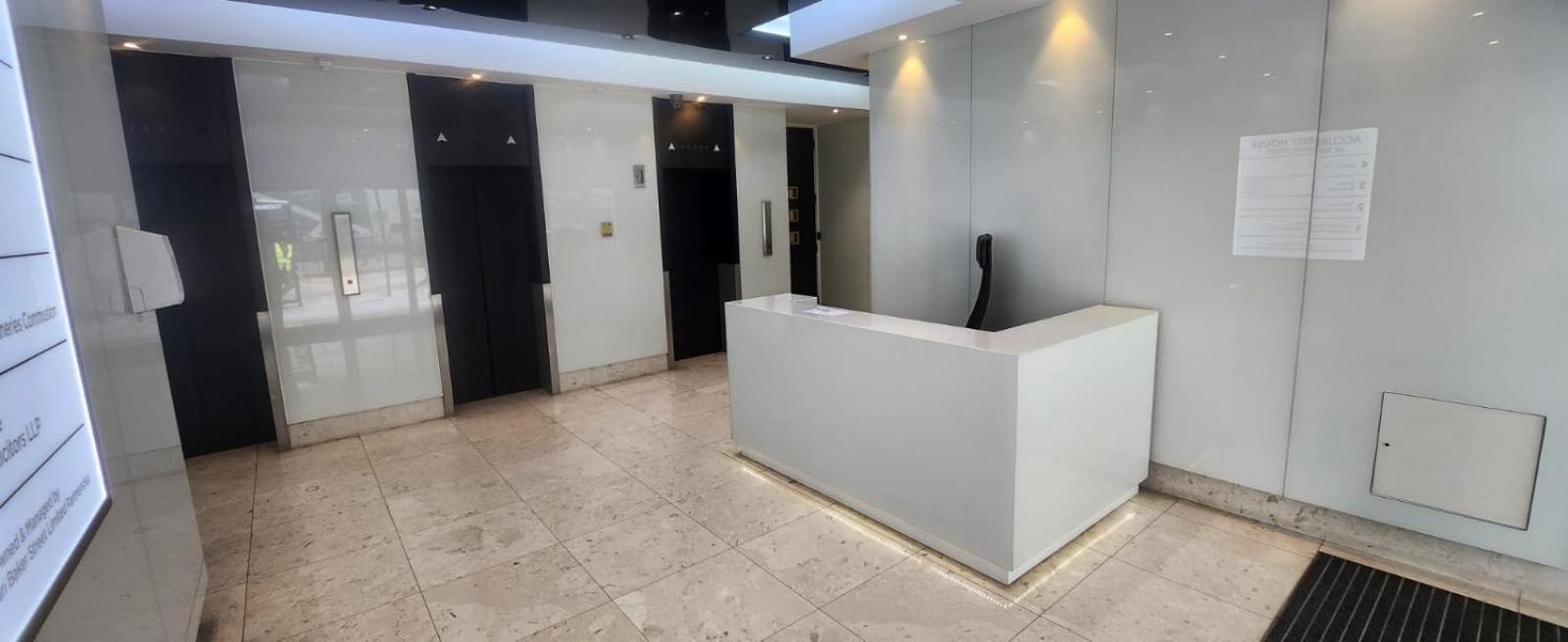 Top Floor Room In Baker St Лондон Екстериор снимка